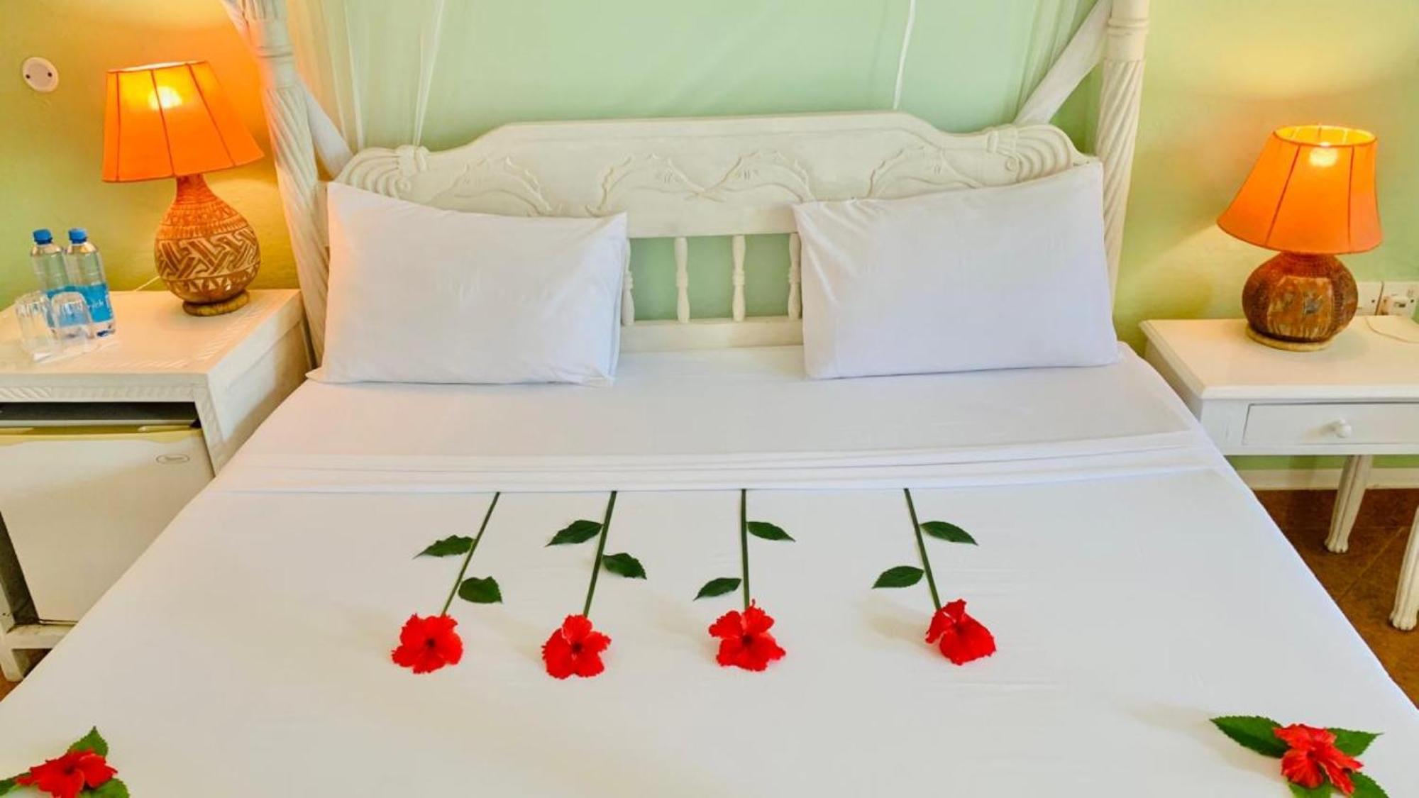 Lily Palm Resort Ватаму Екстериор снимка