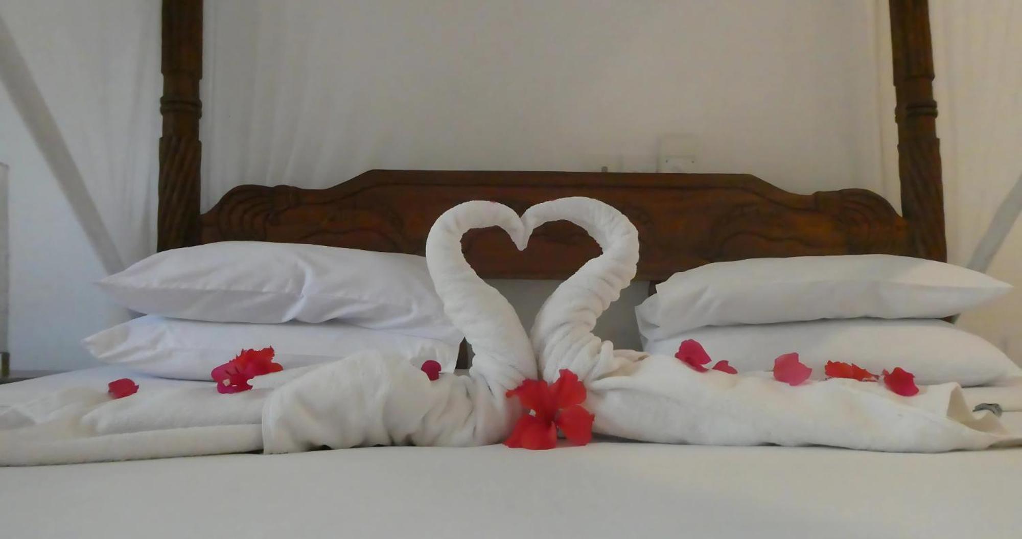 Lily Palm Resort Ватаму Екстериор снимка