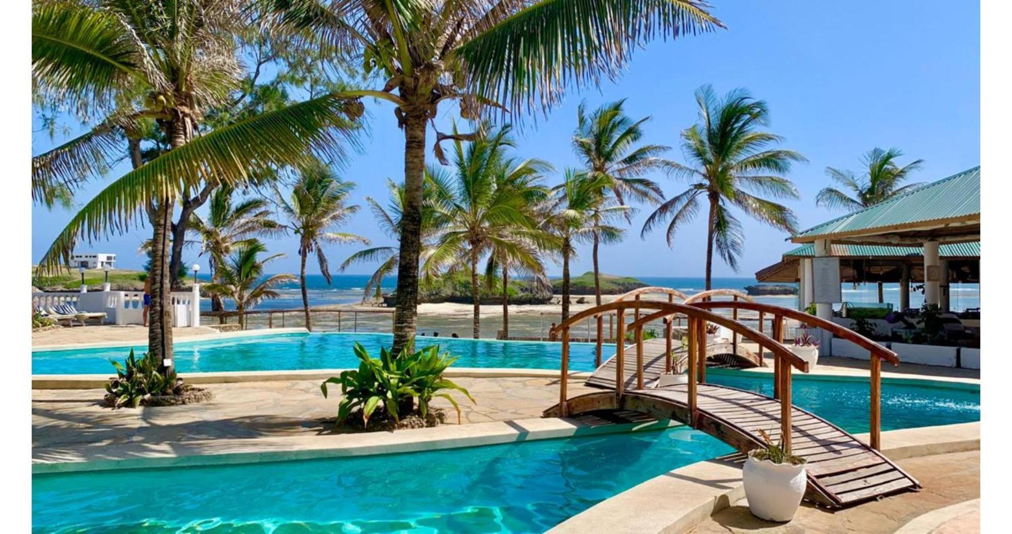 Lily Palm Resort Ватаму Екстериор снимка